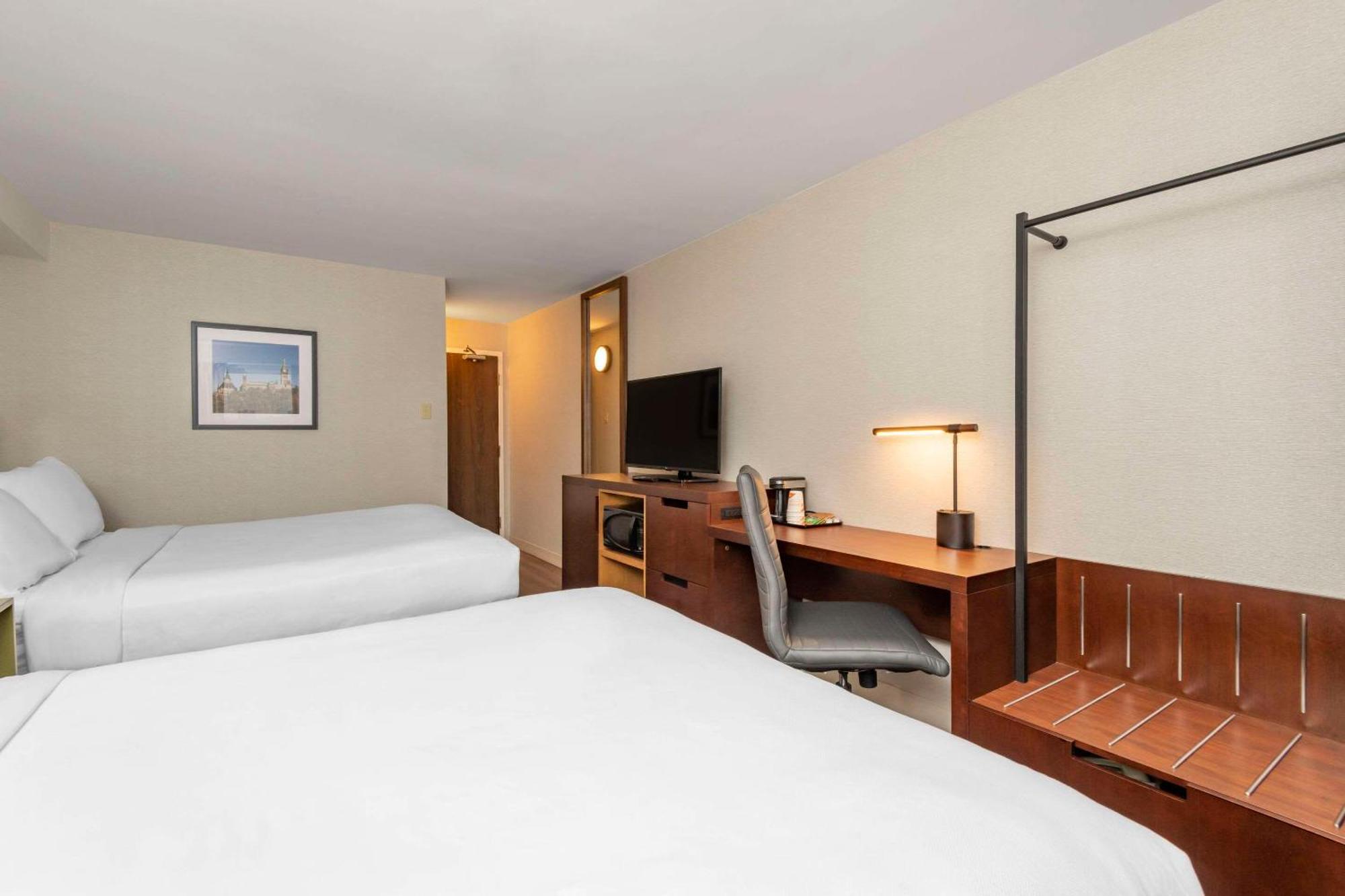 דריידן Comfort Inn מראה חיצוני תמונה